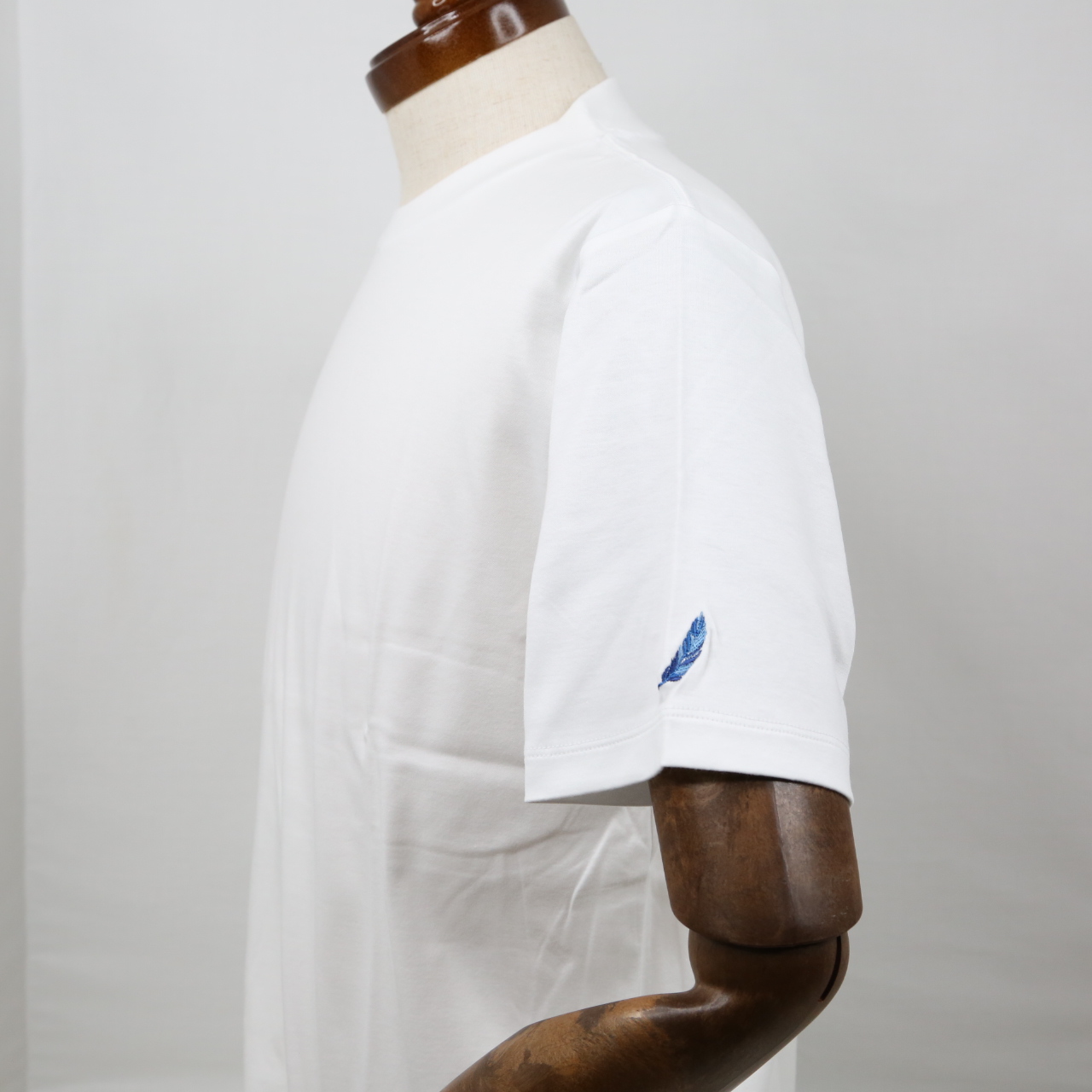 プレミアムドレス Tシャツ  FATTURA  シャツ  半袖  袖口刺繍  ホワイト  メンズファッション  日本製